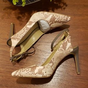 2 for $30🍉NWOT Ann Taylor Leather Pumps
